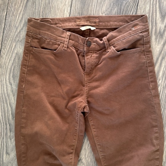 Dittos Light Brown Jeans
Dittos Jessica Mid-Rise Nutmeg Brown Jeggings
Size 26 - Picture 6 of 13